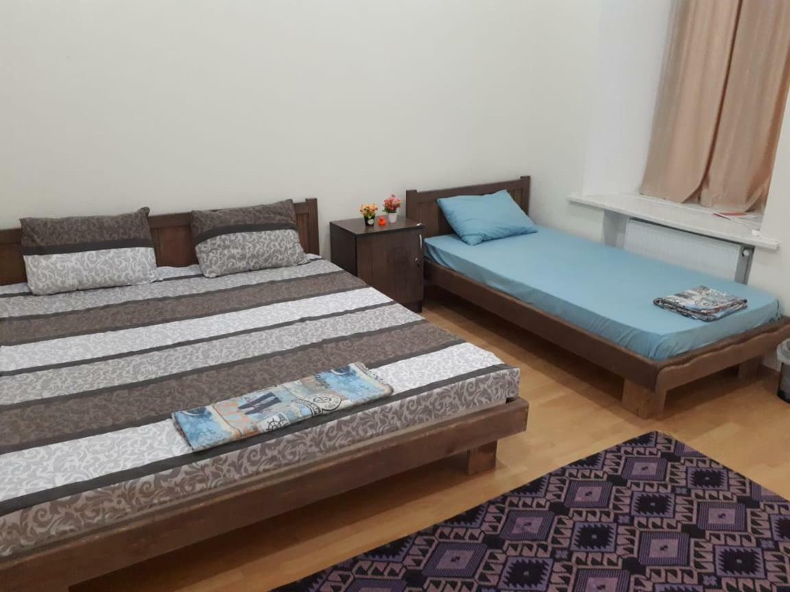 Capital Hostel Baku Ngoại thất bức ảnh