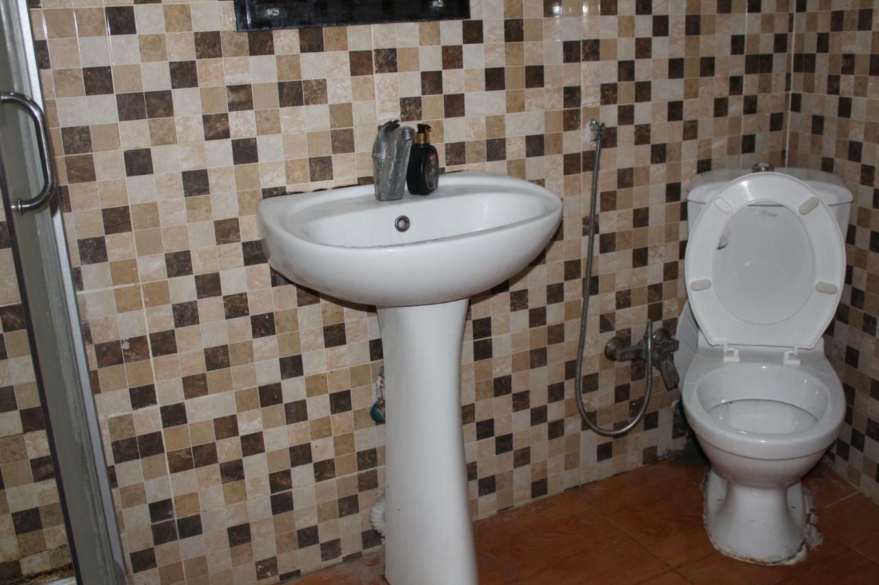 Capital Hostel Baku Ngoại thất bức ảnh