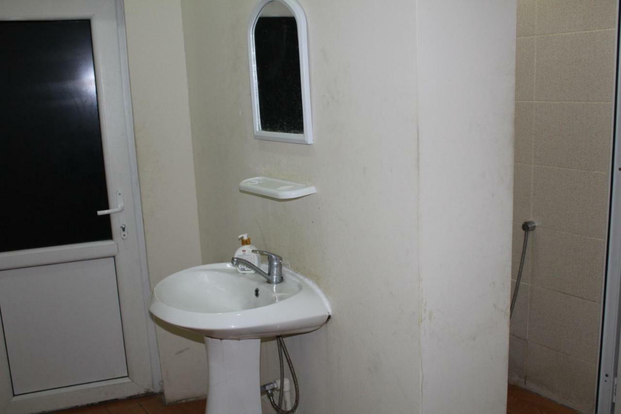 Capital Hostel Baku Ngoại thất bức ảnh